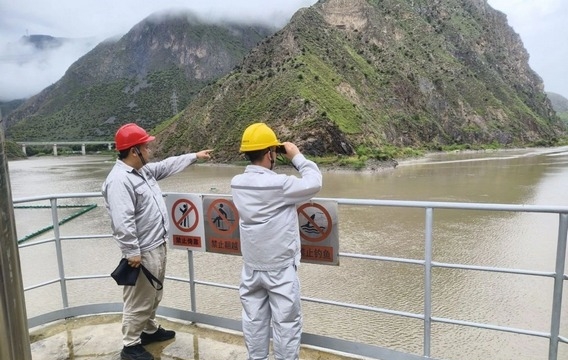 国家能源集团陕西公司助力打赢防汛救灾攻坚战